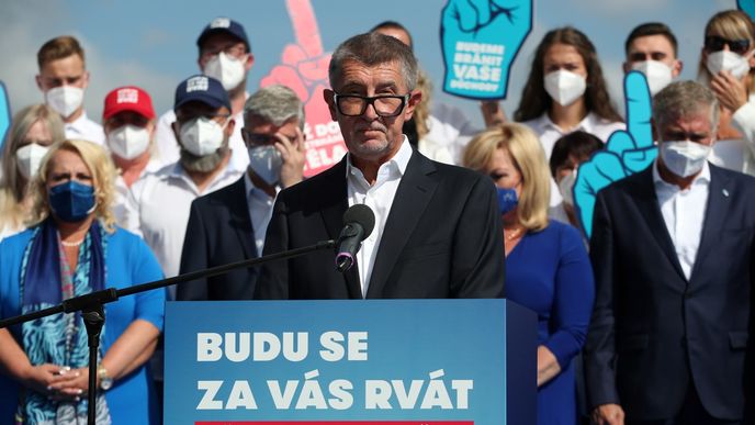 Hnutí ANO zahájilo ostrou v Ústí nad Labem ostrou fázi kampaně. Babiš se chce rvát do roztrhání těla