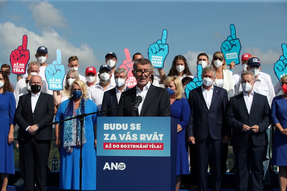 Hnutí ANO zahájilo ostrou v Ústí nad Labem ostrou fázi kampaně. Babiš se chce rvát do roztrhání těla. (2. 9. 2021)