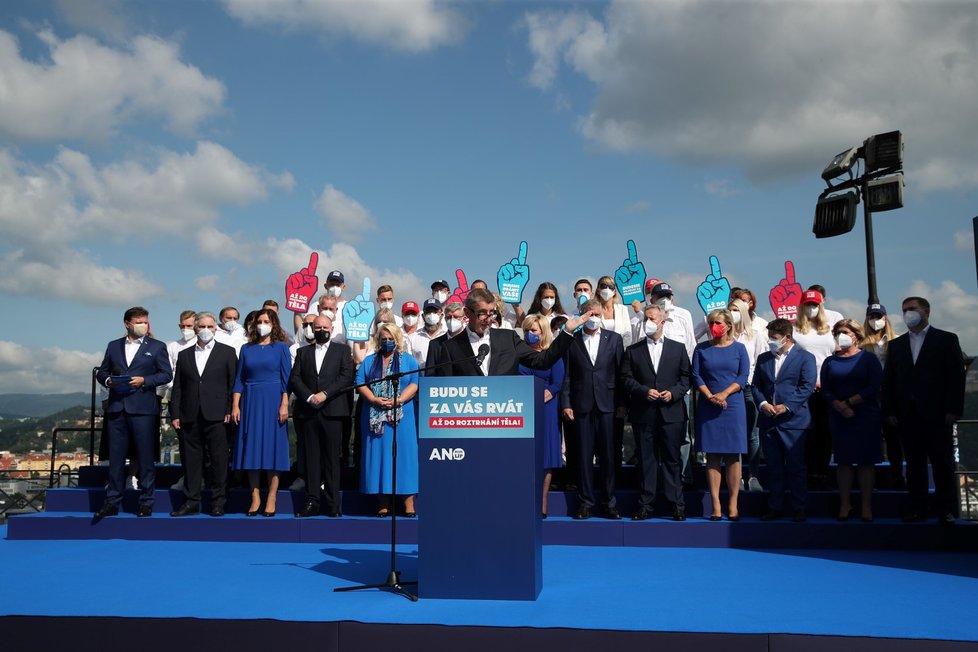 Hnutí ANO zahájilo  v Ústí nad Labem ostrou fázi kampaně. Babiš se chce rvát do roztrhání těla. (2. 9. 2021)