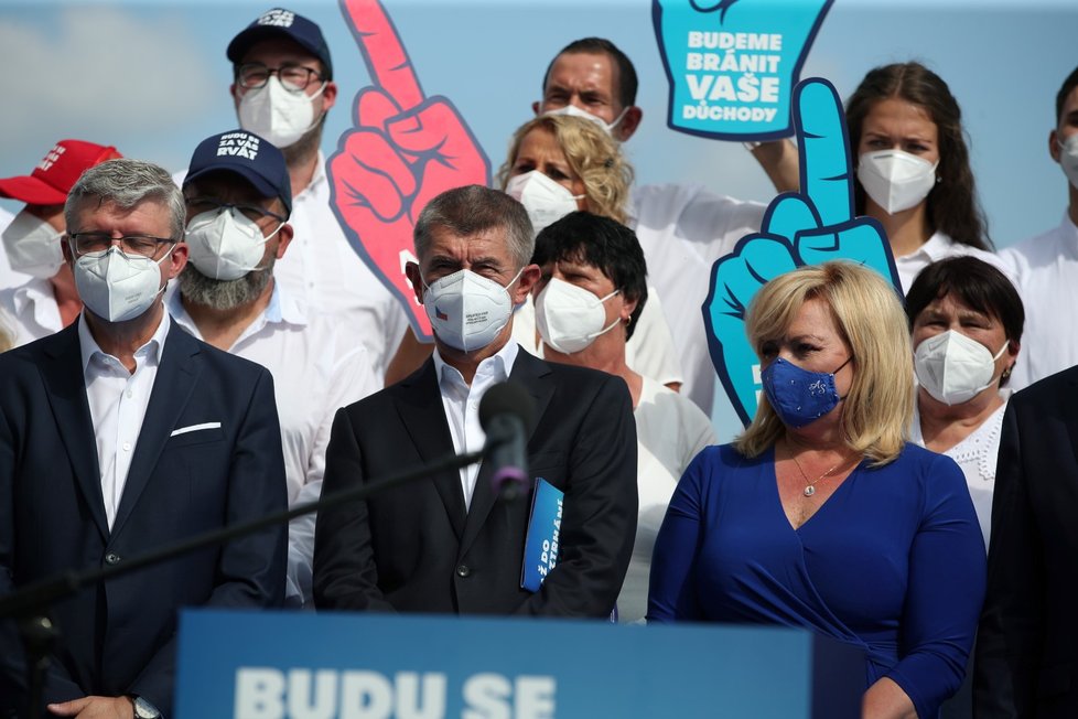 Hnutí ANO zahájilo ostrou v Ústí nad Labem ostrou fázi kampaně. Babiš se chce rvát do roztrhání těla. (2. 9. 2021)