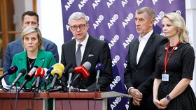 Tisková konference ANO - Babiš, Havlíček, Mračková Vildumetzová, Navrátil, Bařtipánová (4. 4. 2023)
