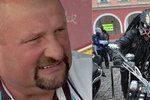 Erich Szymaniec (53), majitel motorestu Ušak a bývalý provozovatel pražské restaurace U Holubů, byl hvězdou letošního srazu motorkářů k zahájení sezony 2017.