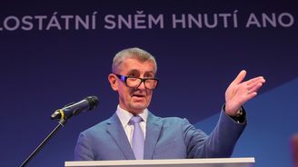 Babiš odjel do Ugandy ukazovat na věci, které tam jsou levnější než v České republice