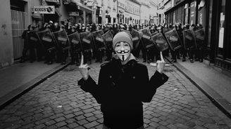 "V" jako virtuální válka: Porazí Anonymous islamistické teroristy?