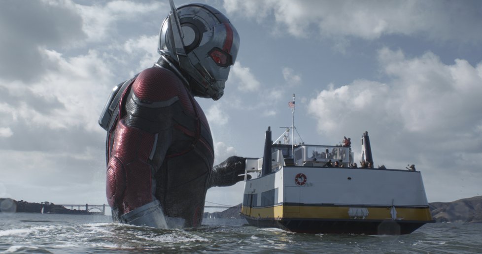 Ant-Man a Wasp: Mravenčí frajer a vosí kočka se dali dohromady, aby to natřeli padouchům od 5. 7. 2018 v kinech.