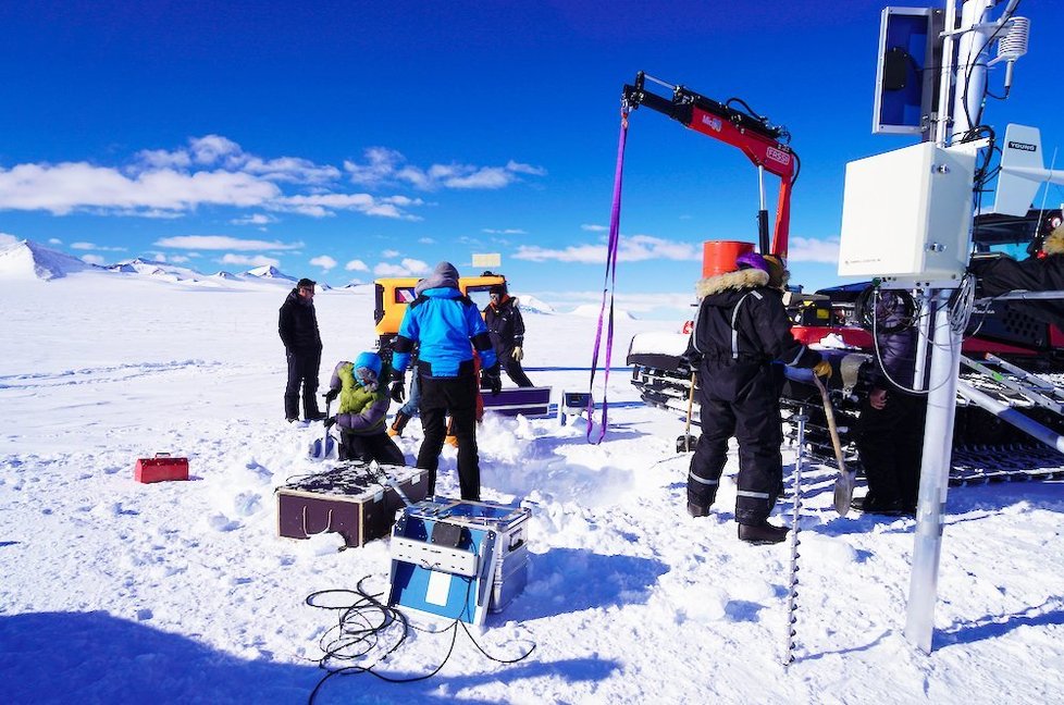 Výzkumná stanice princezny Elisabeth na jižním pólu hlásí první nakažené vědce