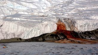 Na Antarktidě málo sněží, trápí vědce. Klimatické podmínky se zhoršují 