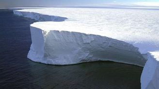 Z antarktického ledovce vychází strašidelné zvuky. Zatím se neví, co přesně je způsobuje
