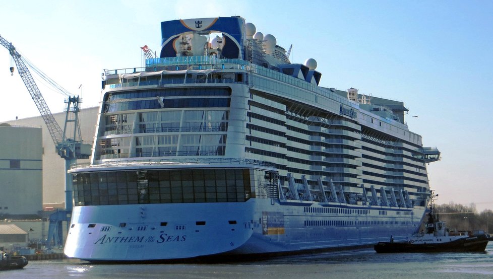 Pasažéři lodě Anthem of the Seas zažili peklo.