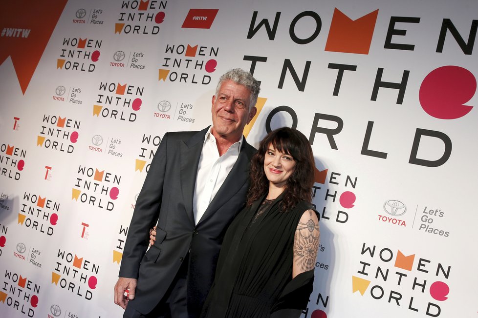 Anthony Bourdain a italská herečka Asia Argento