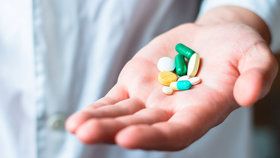 Léky obsahující pseudoefedrin využívají narkomani k výrobě pervitinu.