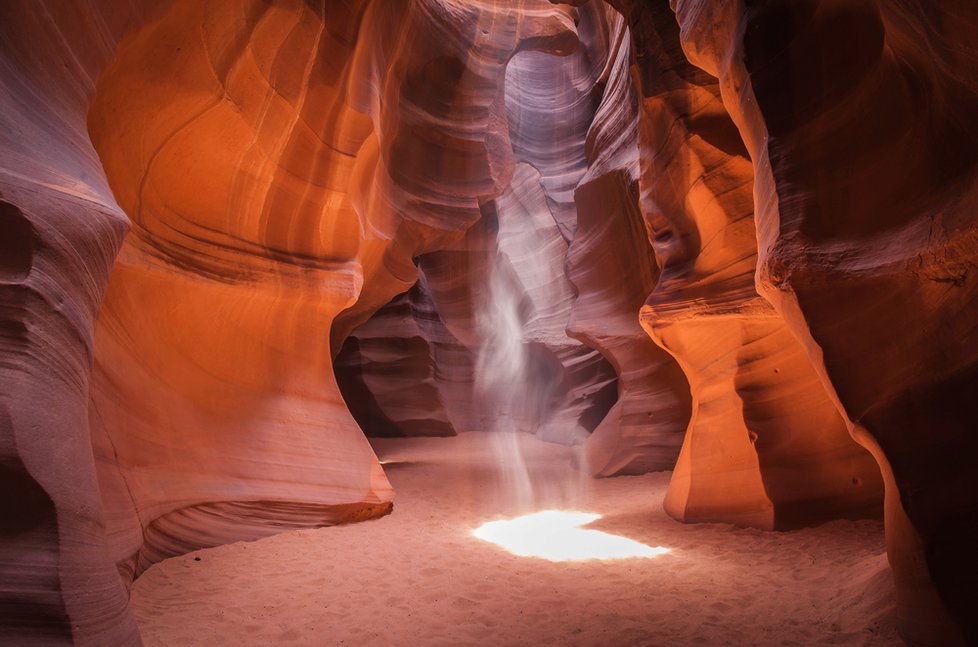 Antilopí kaňon (Antelope Canyon) v Arizoně