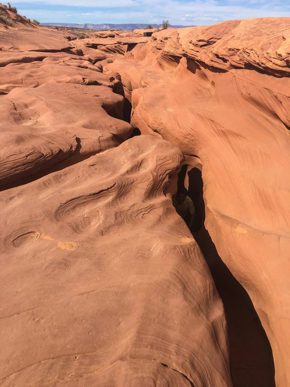 Při prudkém dešti se může kaňon kompletně zaplnit vodou a ta odtéká do jezera Lake Powell.