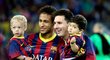O budoucnost má Barcelona postaráno! Lionel Messi a Nemyar pózovali před utkáním s Realem Sociedad se svými syny
