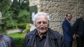 Spolužák Bohdalové Antonín Hardt (85) už vidí na obě oči: Druhá transplantace!