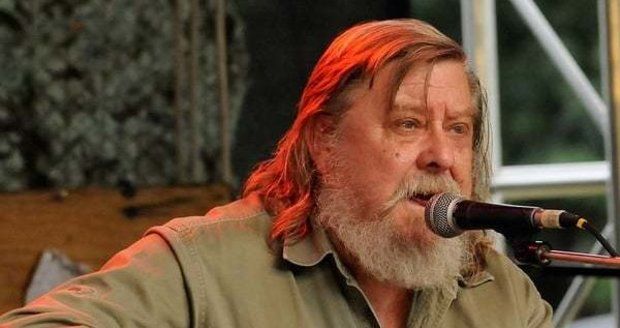 Zemřel country zpěvák a moderátor radia Antonín Linhart.