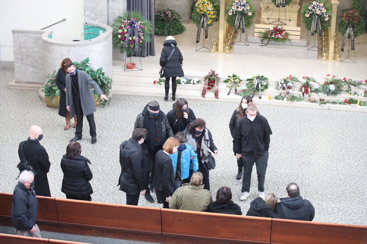 Pohřeb folkové legendy Antonína Linharta