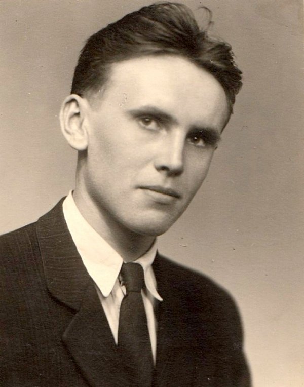 Antonín Pavel Kejdana, maturitní foto.