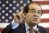 Zemřel vlivný člen amerického Nejvyššího soudu Antonin Scalia: Čeká se bitva o jeho nástupce