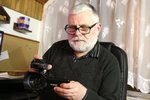 Antonín Vrba (58) z Velké nad Veličkou patří mezi nejstarší tuzemské youtubery. Na internet nahrál už téměř 35 tisíc videí. Na většině z nich zachycuje folklor a tradice.