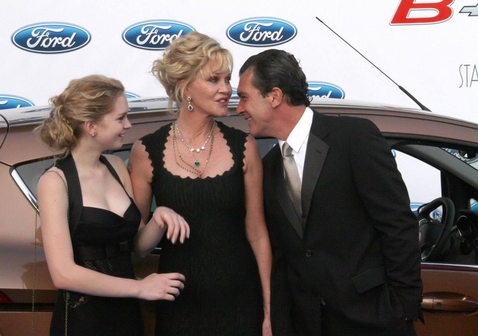 Melanie Griffith  s Banderasem a dcerou