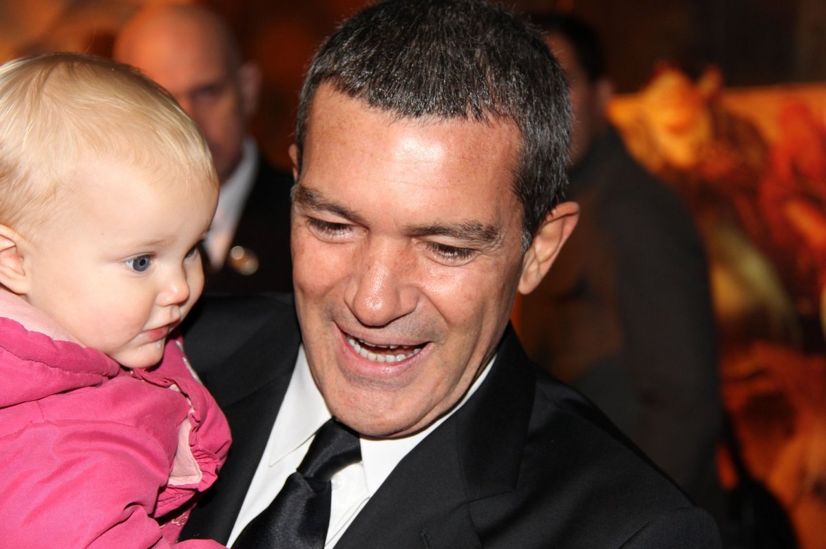 Antonio Banderas (51)