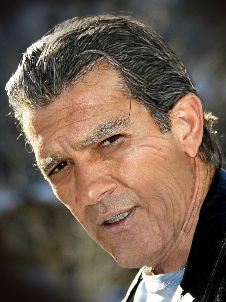 Senior Antonio Banderas - digitálně upravená fotografie