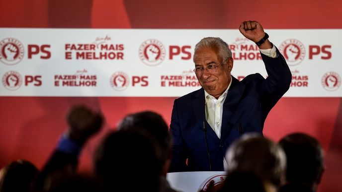 António Costa, který se svou levicovou Socialistickou stranou zvítězil v portugalských parlamentních volbách.  