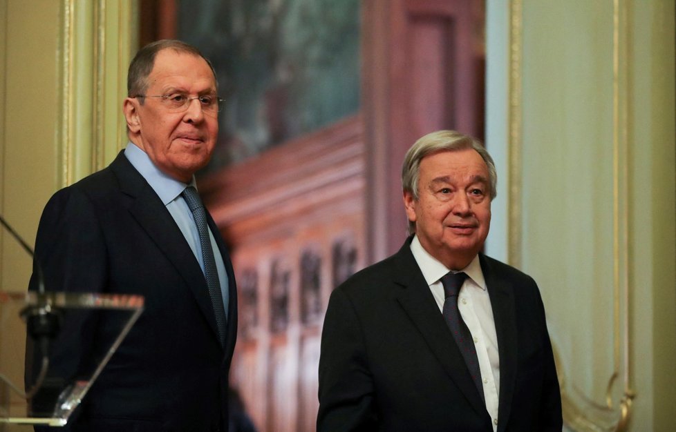 Generální tajemník OSN António Guterres v Moskvě s ruským ministrem zahraničí Sergejem Lavrovem (26.4.2022)