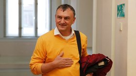 Obžalovaný podnikatel Antonio Koláček u soudu (7.8.2019)