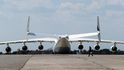 11. dubna: Antonov An-225 se připravuje na svůj první komerční let po modernizaci.