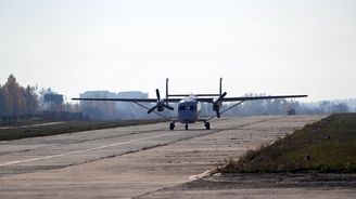 Záchranáři našli letadlo, které zmizelo v Rusku. Na místě jsou přeživší 