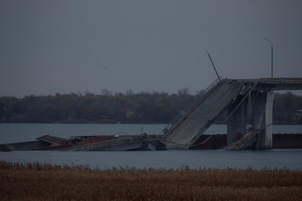 Válka na Ukrajině: Zničený Antonovský most v Chersonu (13.11.2022)