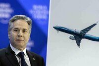 Další skandál Boeingu. Americký ministr nemohl odletět kvůli kritickému selhání letadla