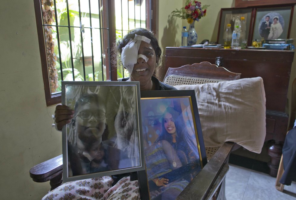 Anuša přišla při bombových útocích na Srí Lance o celou rodinu. Zahynul její manžel, dcera, syn, švagrová a dvě neteře
