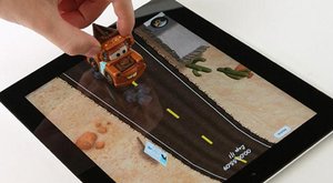 Díky Autům se tablet změní na virtuální hřiště
