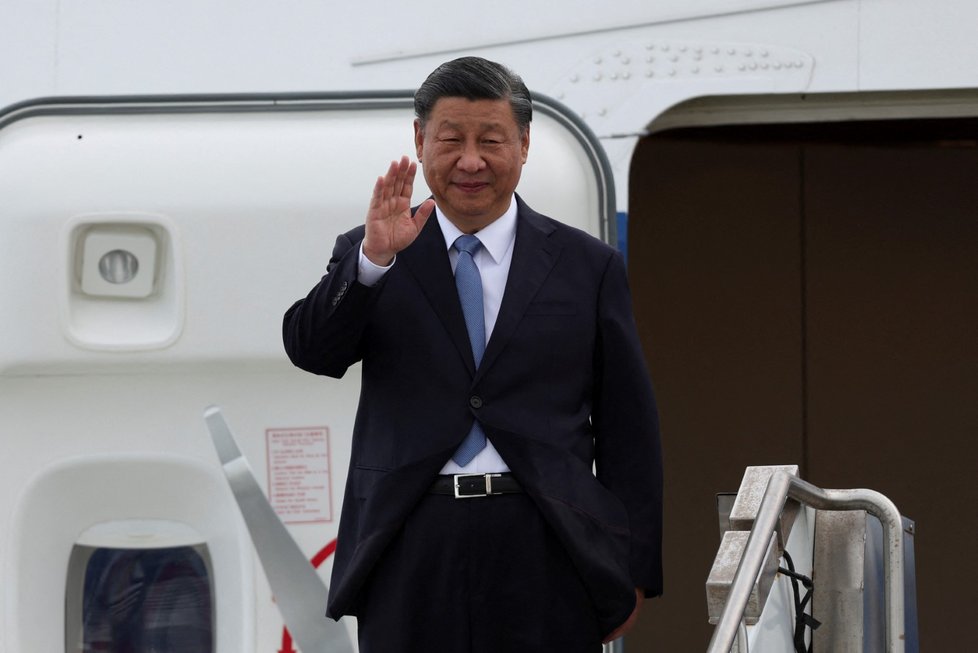 Si Ťin-pching dorazil do San Franciska na summit APEC (14. 11. 2023).