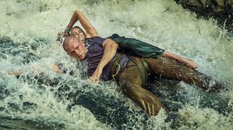 Apex: Dvoumiliardový boj o přežití s fantastickými záběry přírody vám přivodí především úzkost Apex: Dvoumiliardový boj o přežití s fantastickými záběry přírody vám přivodí především úzkost