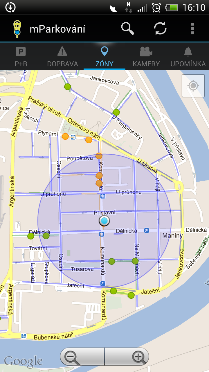 Něco pro Pražáky: Najděte nejbližší zónu pro nerezidenty pomocí aplikace. Ta spolupracuje s GPS, díky čemuž přesně určí vaši polohu na mapě.