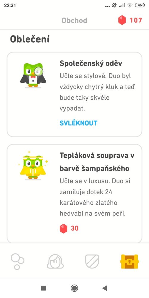 Sovu, průvodce aplikací Duolingo, můžete za získané odměny třeba hezky obléknout