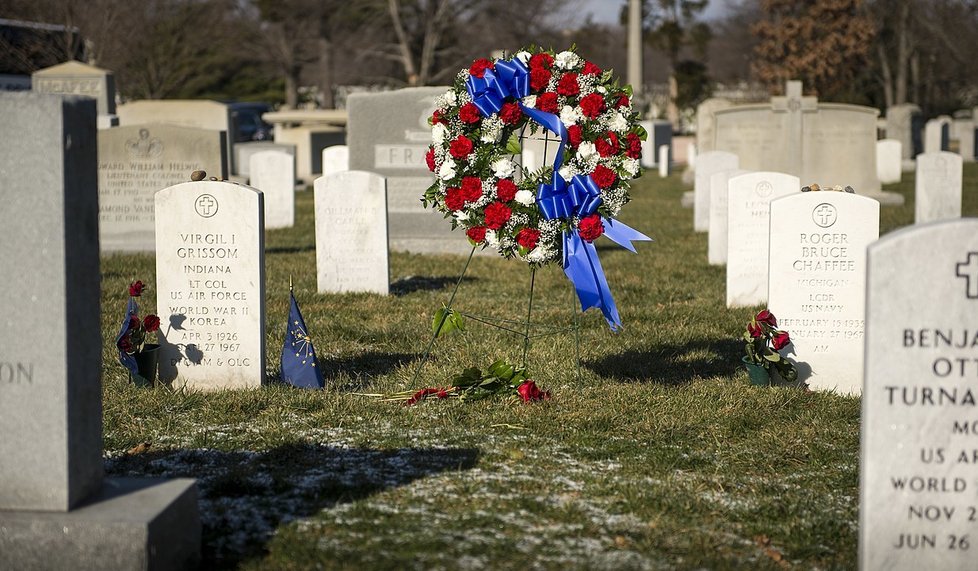 Národní hřbitov Arlington: Zde leží Roger Chaffee a Gus Grissom.