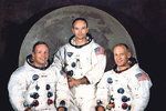 Zleva Neil Armstrong, Michael Collins a Edwin „Buzz“ Aldrin