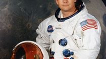 První muž, který stanul na Měsíci. Před 90 lety se narodil astronaut Neil Armstrong