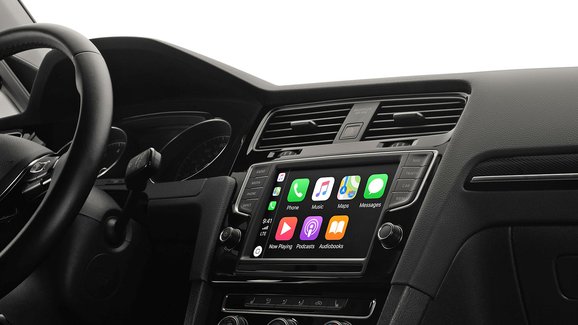 Apple CarPlay a Android Auto: Jak se připojit? A co všechno tyto služby umí?