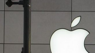 Apple zůstal nejcennější značkou světa, má skoro stejnou hodnotu jako loňský HDP Česka