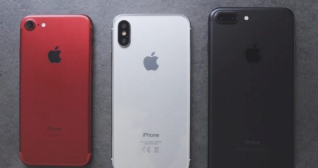 Zleva: iPhone 8, iPhone X a iPhone 8 Plus