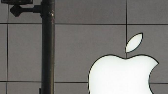 Apple Apple