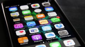 Apple ustupuje. Vývojářům umožní platby za aplikace jinak než přes App Store 