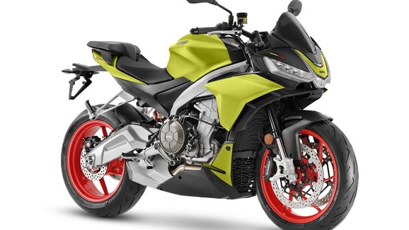 Aprilia Tuono 660: Řadový dvouválec debutuje i v nahé verzi