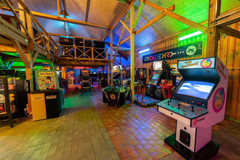 Arcade Hry v Červeném Újezdu.